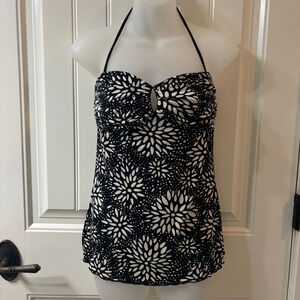 Women's Unbranded Black White Floral Halter Sz small Y2K